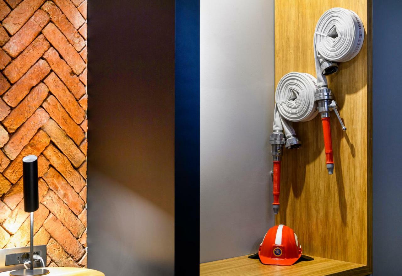 Split Industrial Design Rooms Luaran gambar